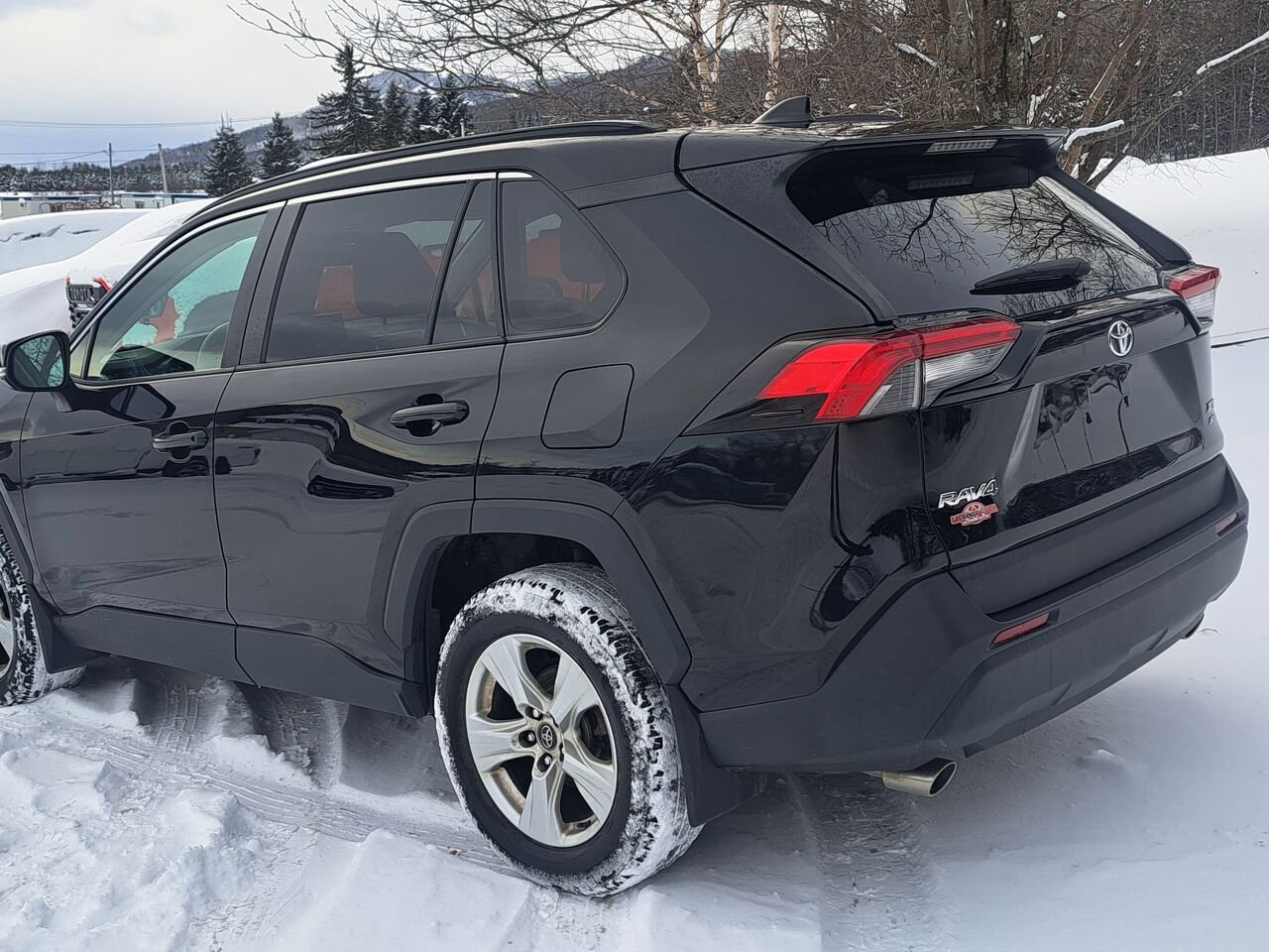 Toyota RAV4 XLE TI 2019 Noir minuit métallisé Lac-Etchemin - photo #2
