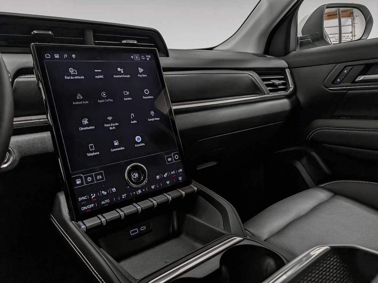 GMC Terrain Denali AWD 2026 Blanc Sherbrooke - photo #13
