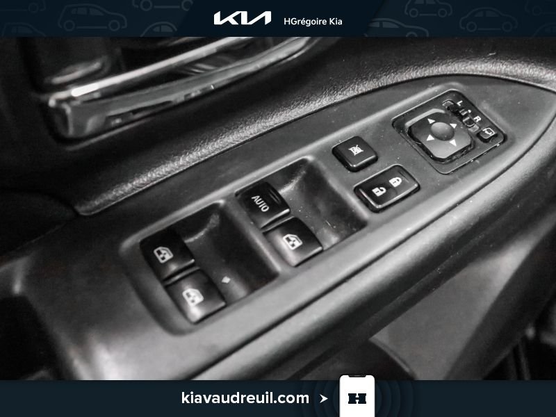 2016 Mitsubishi Outlander Black Laval - photo #10
