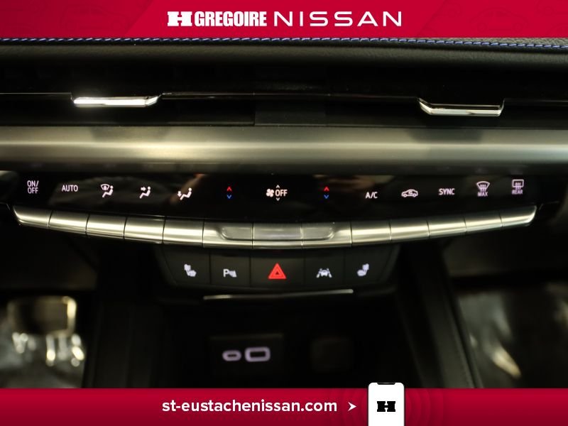2025 Cadillac XT4 Silver Laval - photo #35