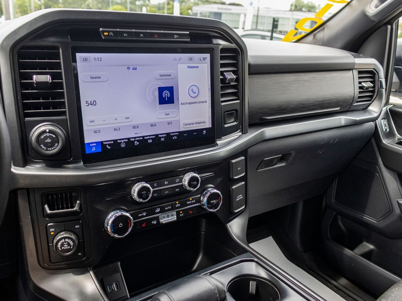Ford F-150 XLT cabine SuperCrew 4RM caisse de 5,5 pi 2024 Gris Châteauguay - photo #13