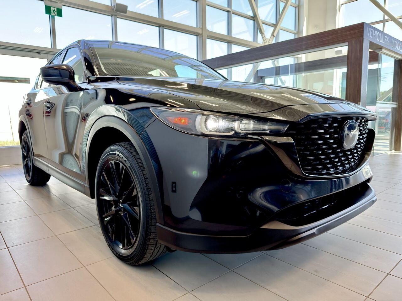 Mazda CX-5 2023 Noir Notre-Dame-des-Prairies - photo #5