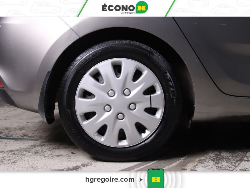 2015 Kia Rondo Grey Saint-Eustache - photo #20