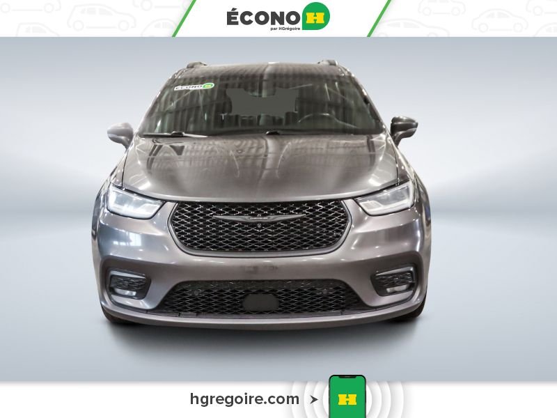 2022 Chrysler Pacifica Grey Laval - photo #1