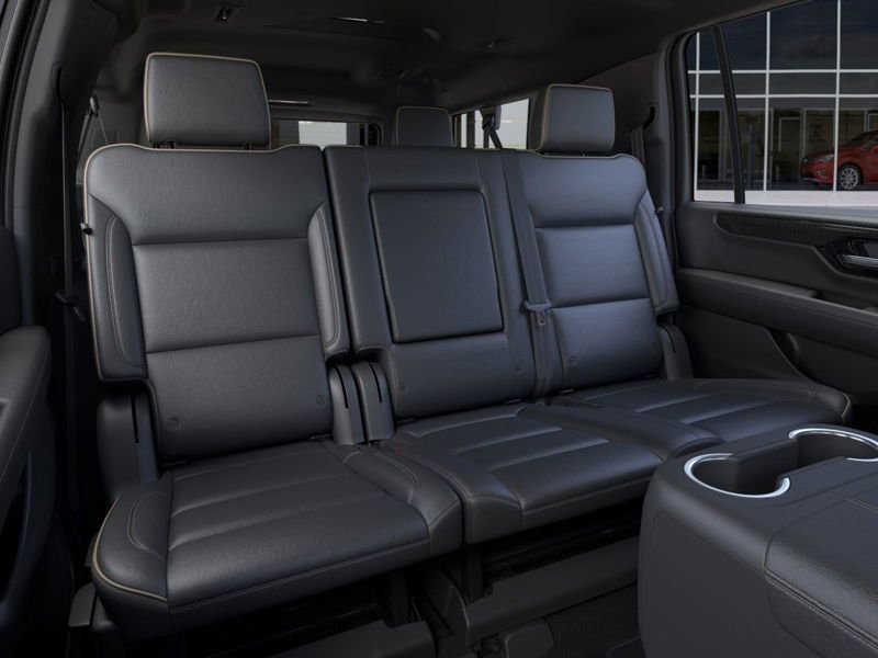 GMC Yukon XL Elevation 2025 Argent métallisé Saint-Eustache - photo #16