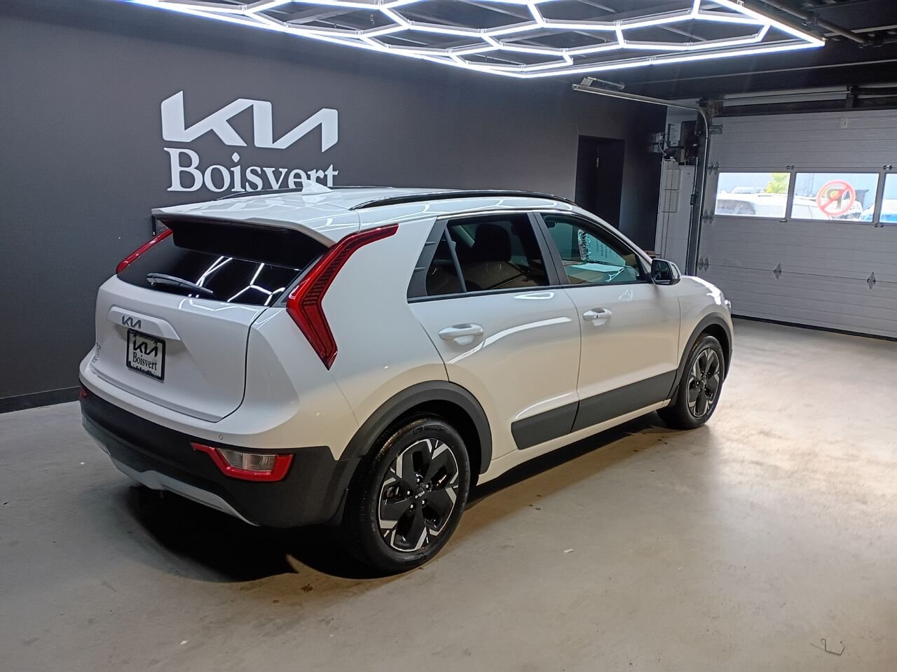 2023 Kia Niro électrique White Blainville - photo #8