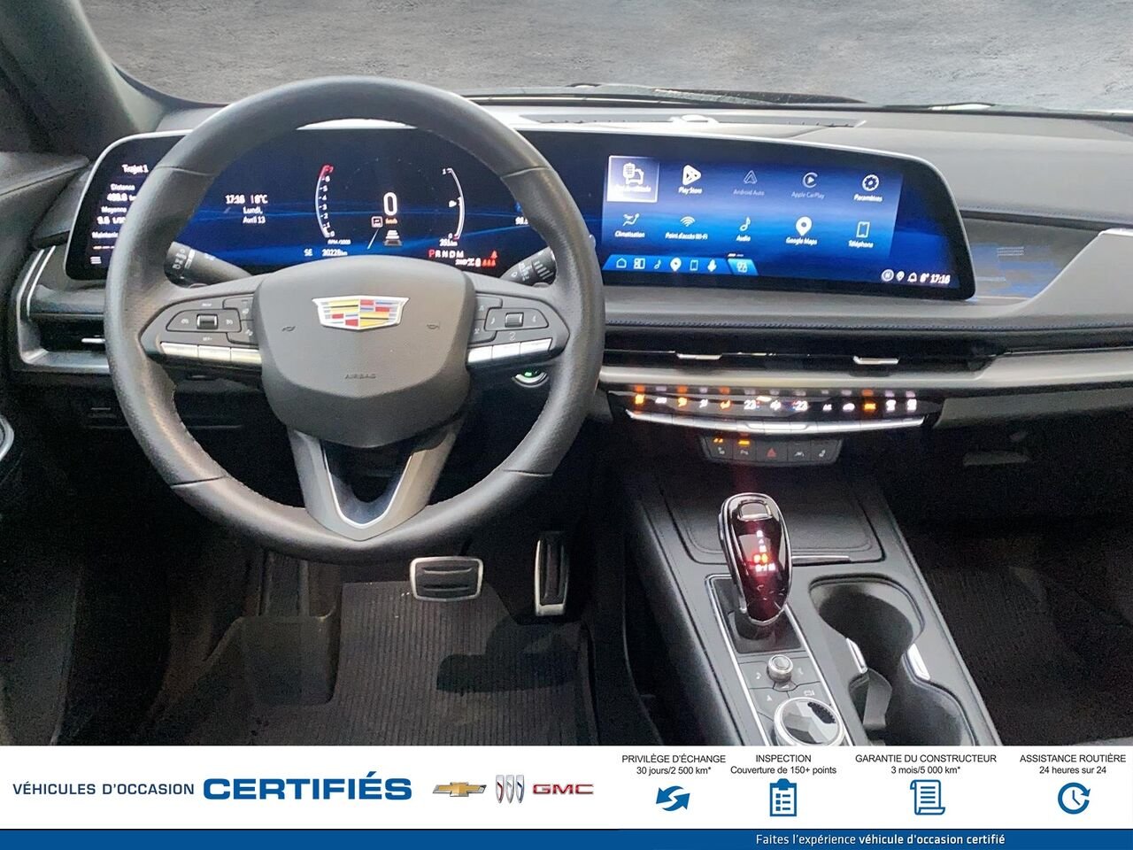 2024 CADILLAC XT4 SPORT Traction intégrale, 4 portes Sport Red Montmagny - photo #8