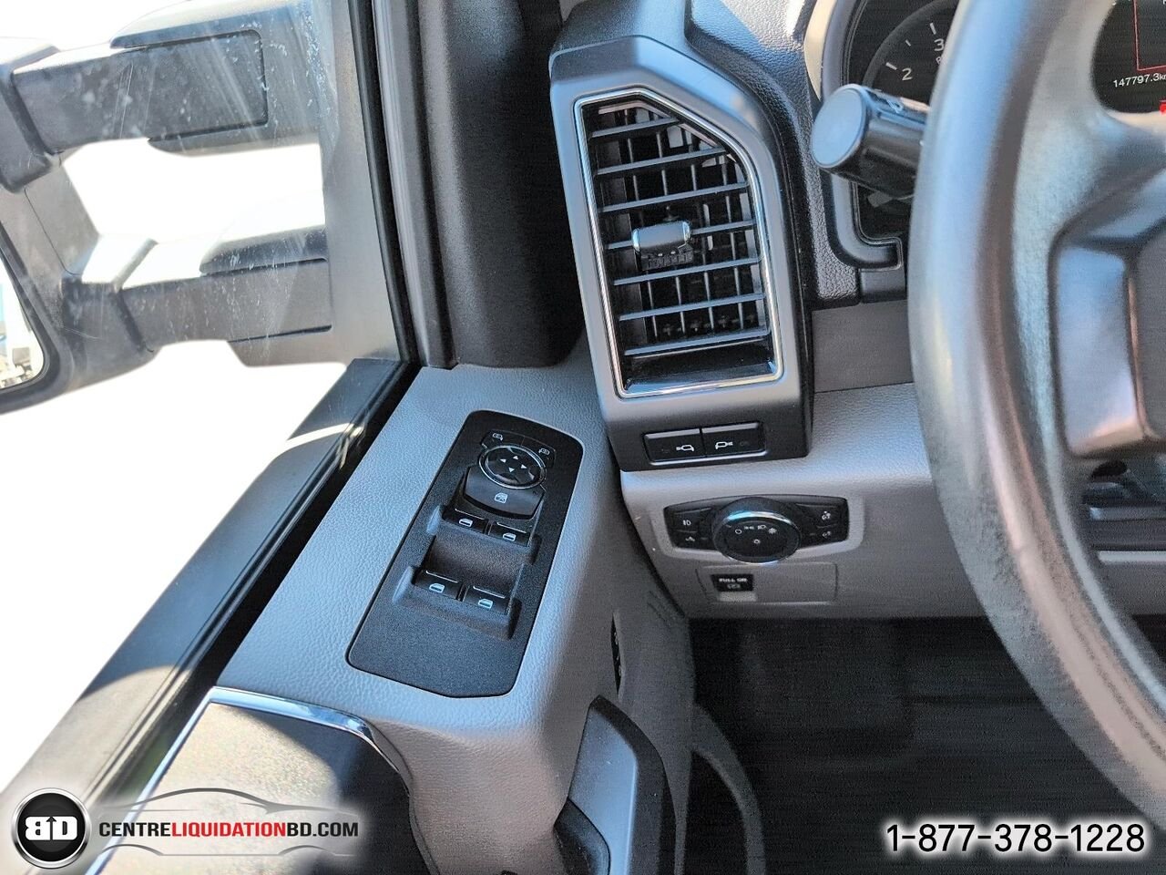 Ford F-150 XLT cabine double 4RM caisse de 8 pi | BD0422 2019 Blanc Granby - photo #15