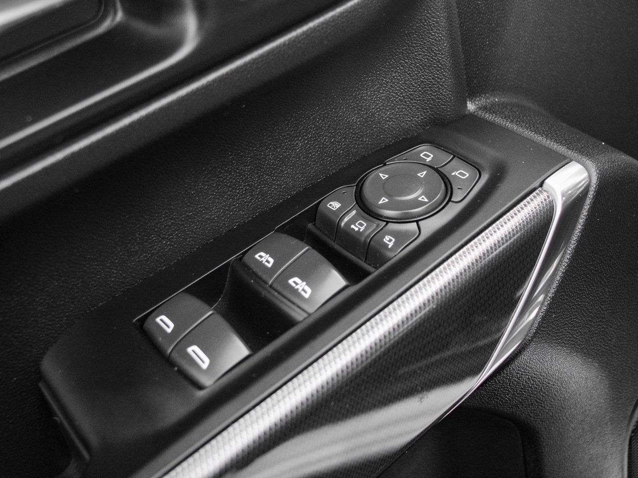 2022 GMC Sierra 3500HD 4WD Crew Cab 159 AT4 White Sherwood Park - photo #16