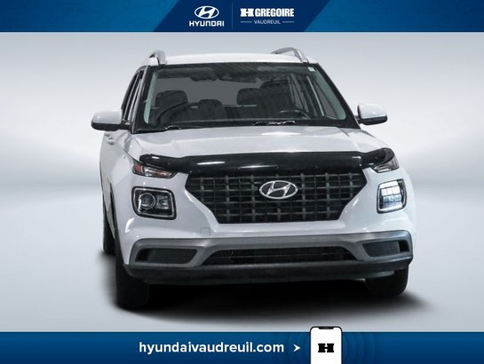 2021 Hyundai Venue Preferred White