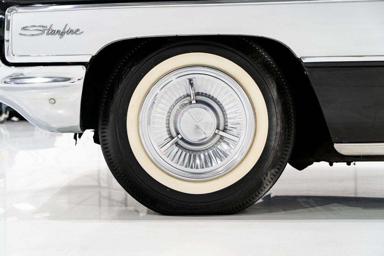 Oldsmobile Starfire Factory A/C. Single repaint and extensive ownership history **PRICE IN USD** 1962 Noir Montréal - photo #49