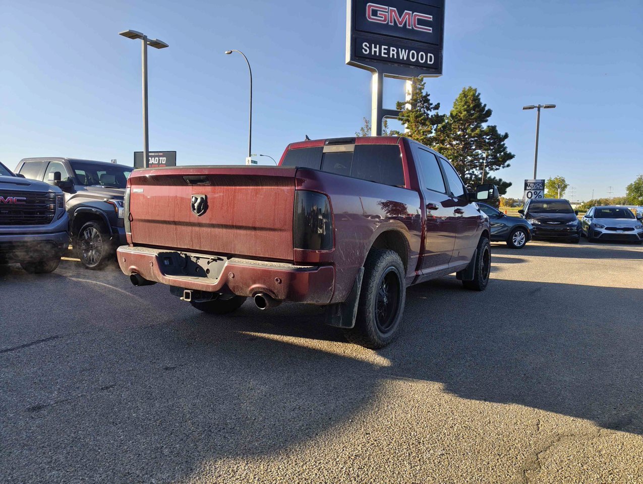 2018 Ram 1500 Sport 4x4 Crew Cab 5'7 Box *Ltd Avail* Red Sherwood Park - photo #6
