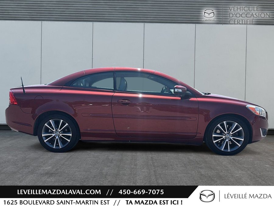 2012 Volvo C70 2012 Red