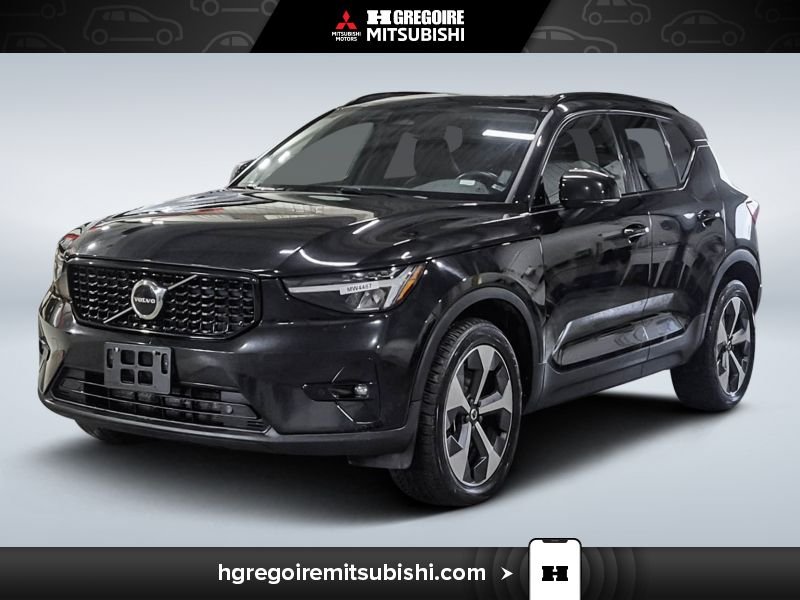 2023 Volvo XC40 2023 Black