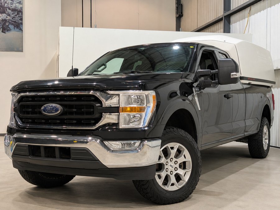 Ford F-150 XLT 4WD SuperCab 6.5' Box 2022 Noir