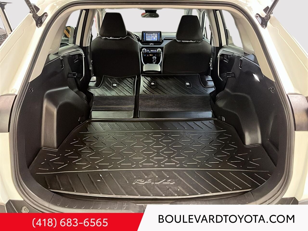 Toyota RAV4 Hybride 100742A-86 | LE, AWD 2022 Blanc Québec - photo #20