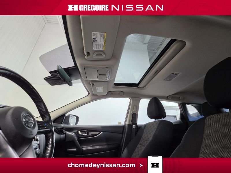 Nissan Qashqai CR7459 | SV Toit AWD Mag Caméra Carplay à partir 2.99% 2022 Rouge Laval - photo #16