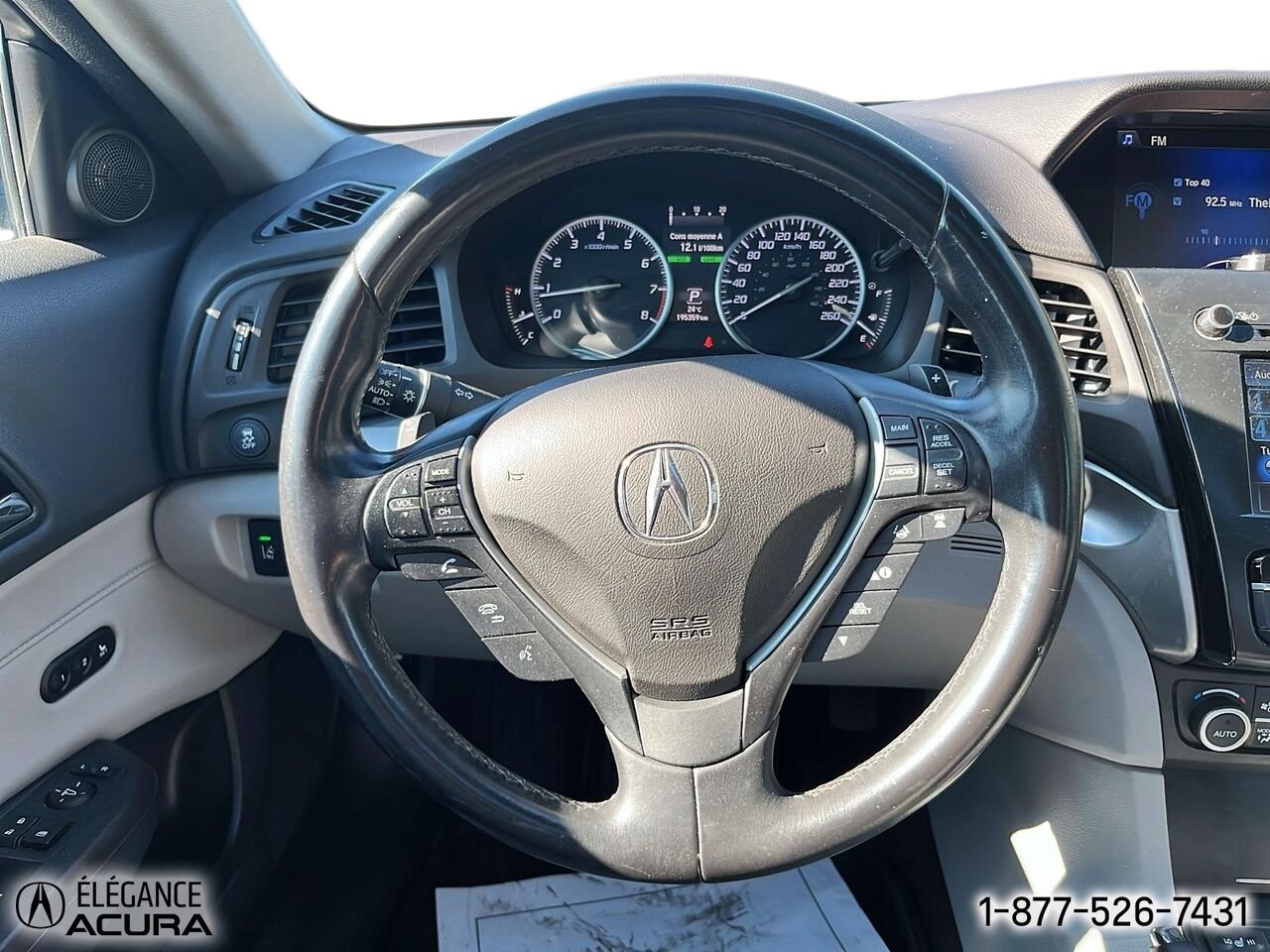 2016 Acura ILX Berline 4 portes groupe Premium | 25013A Grey Granby - photo #16