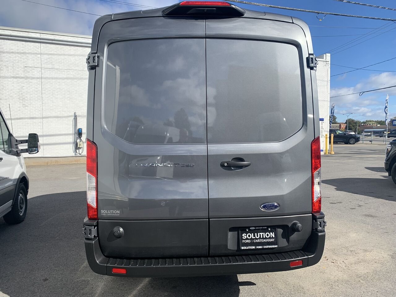 2025 Ford Transit fourgon utilitaire Grey Châteauguay - photo #7
