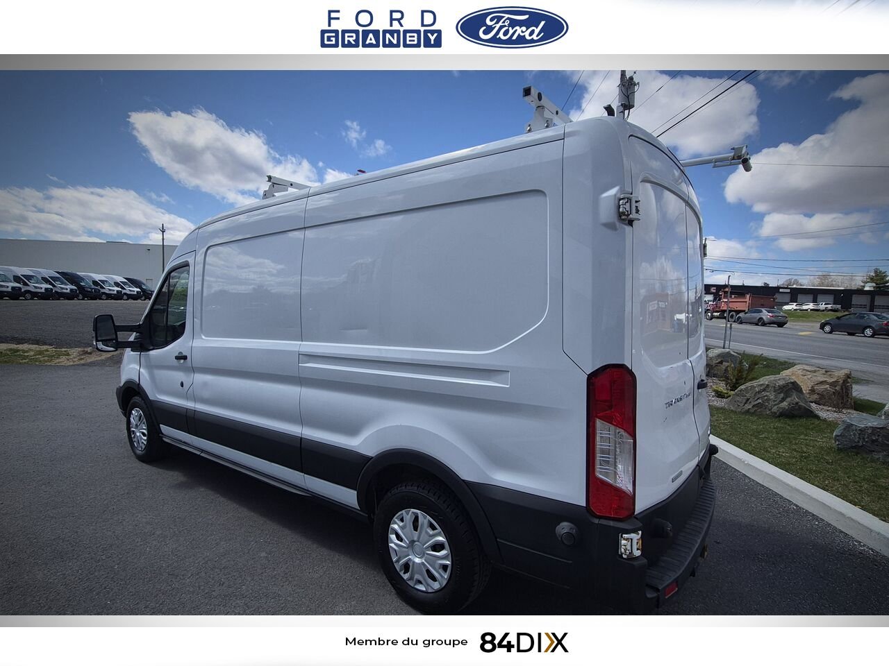 2015 Ford Transit fourgon utilitaire White Granby - photo #4