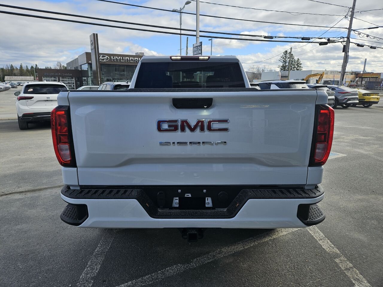 GMC Sierra 1500 Pro cabine multiplace 4RM 157 po 2026 Blanc sommet Thetford Mines - photo #3