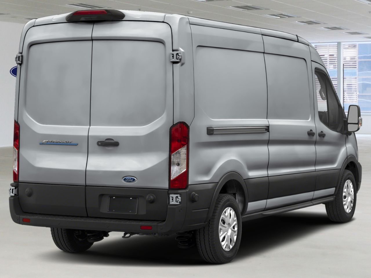 2025 Ford E-Transit Cargo Van Ingot Silver Metallic Saint-Basile-le-Grand - photo #2