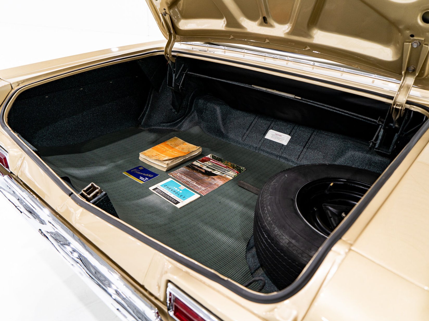 Chevrolet Impala 427 Convertible fully loaded with A/C **PRIX EN USD** 1966 Montréal - photo #87
