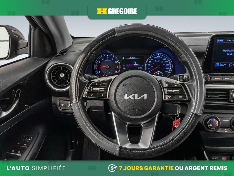 2022 Kia Forte Black Blainville - photo #37