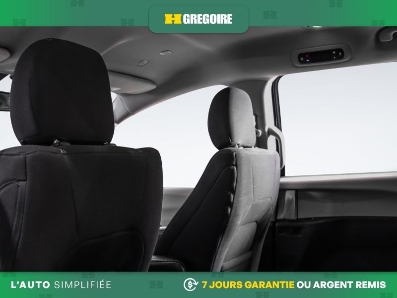 2022 Chrysler Grand Caravan Black Blainville - photo #25