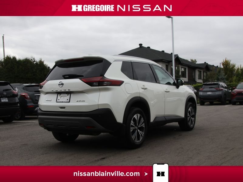 2021 Nissan Rogue White Saint-Eustache - photo #8