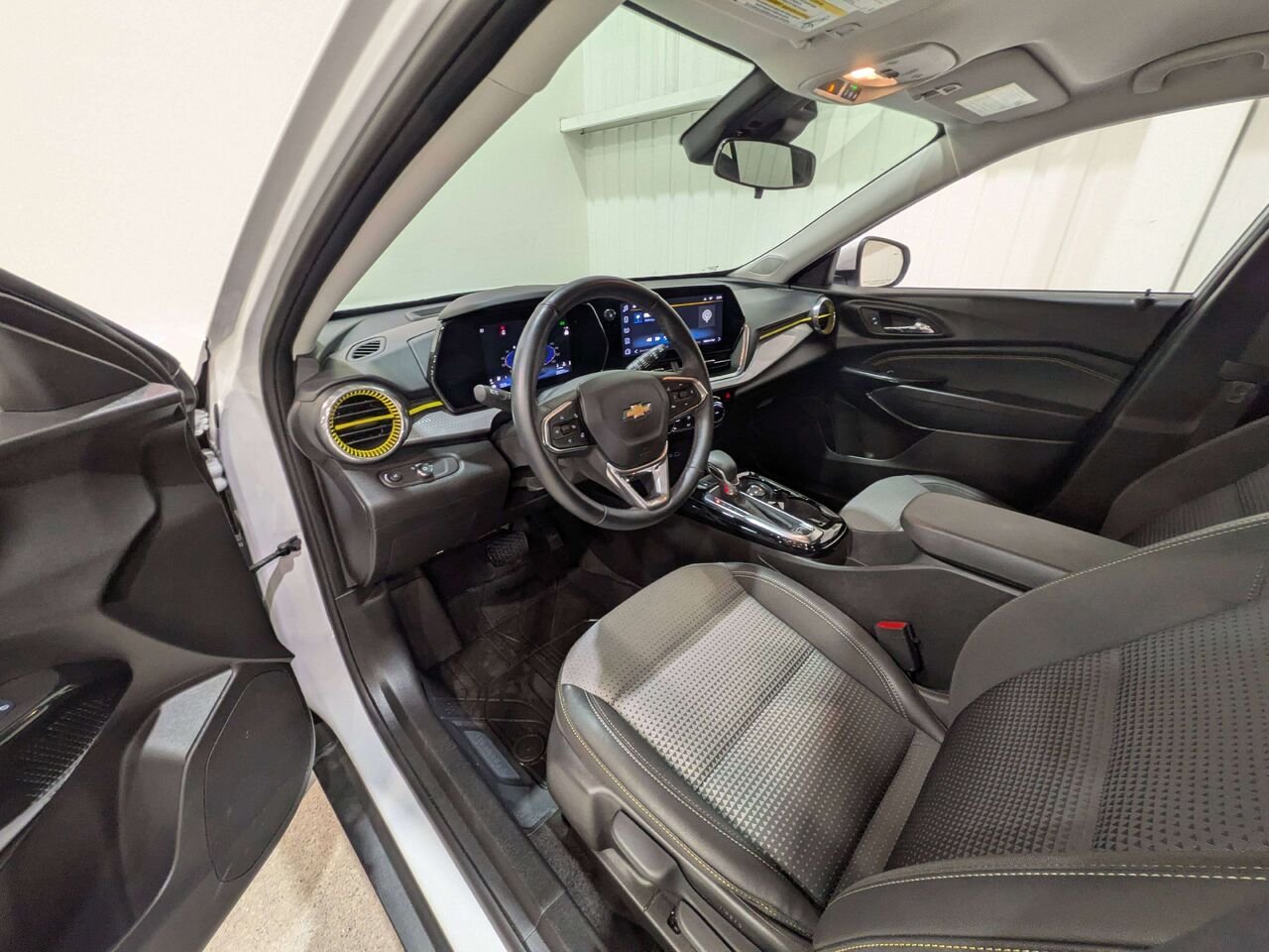 Chevrolet Trax 2025 Blanc Val-David - photo #9