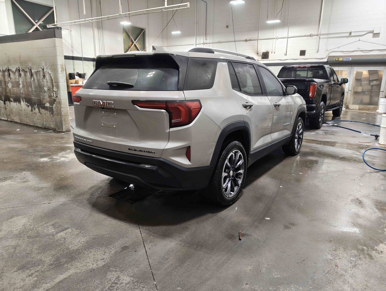 2025 GMC Terrain AWD 4dr Elevation Grey Sherwood Park - photo #5