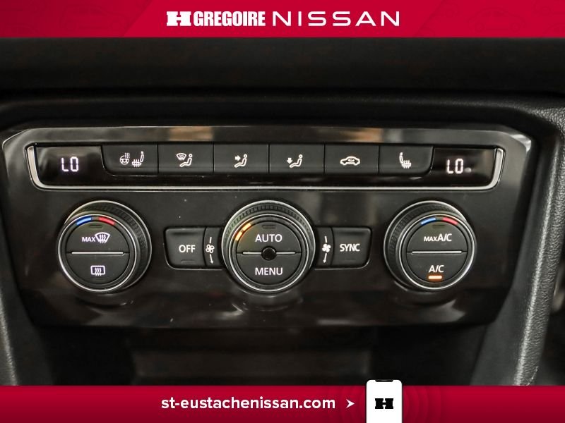 2021 Volkswagen Tiguan White Laval - photo #24