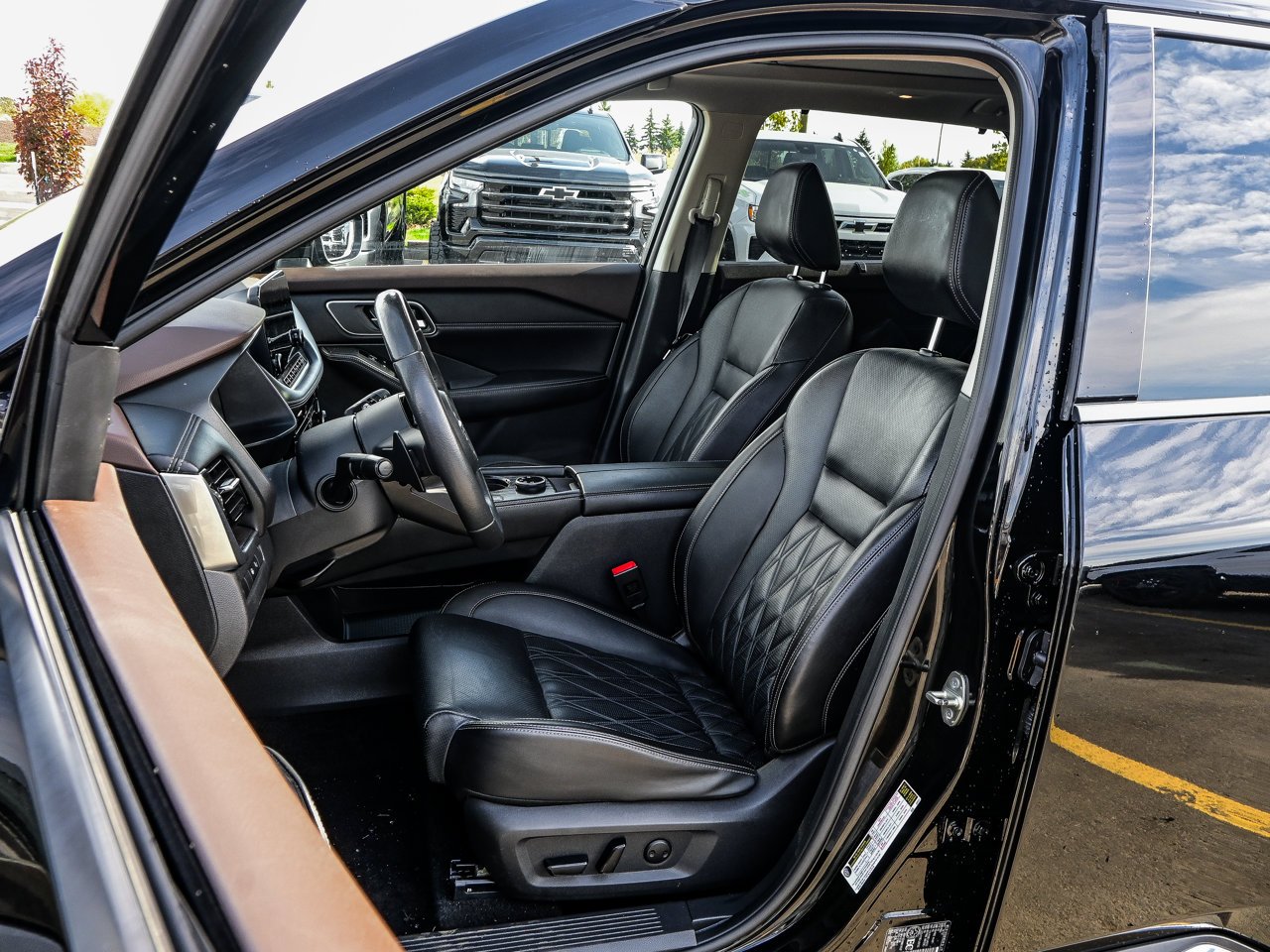 2021 Nissan Rogue AWD Platinum Black Sherwood Park - photo #16