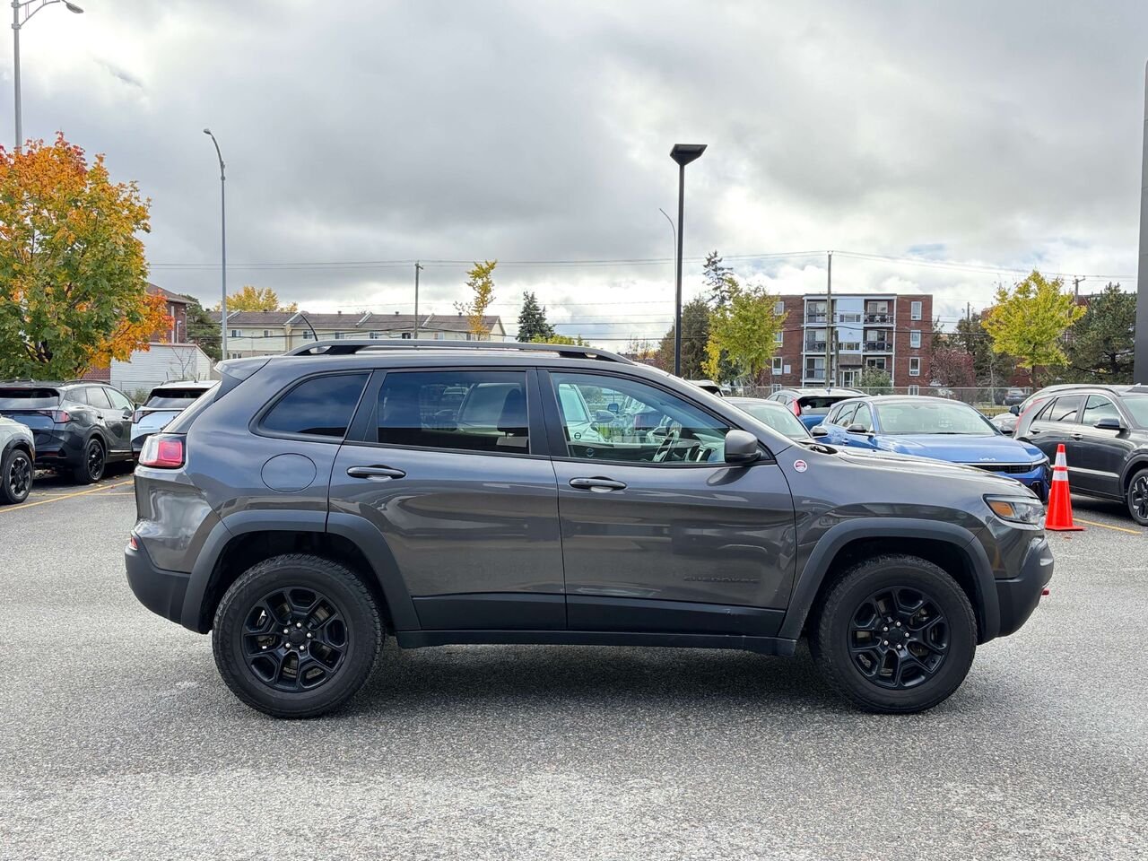 2021 Jeep Cherokee Grey Gatineau - photo #6