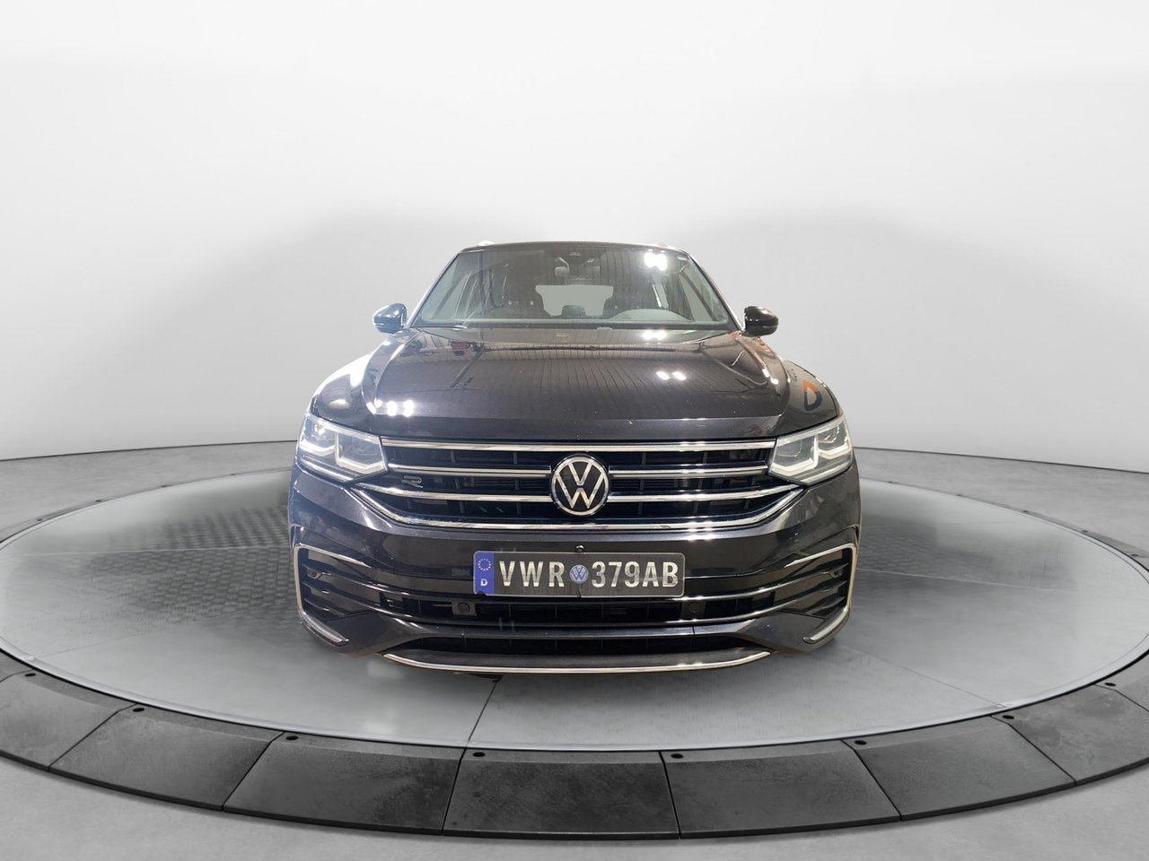 2022 Volkswagen Tiguan VIN 3VV4B7AX2NM063770 Black Baie-Comeau - photo #1