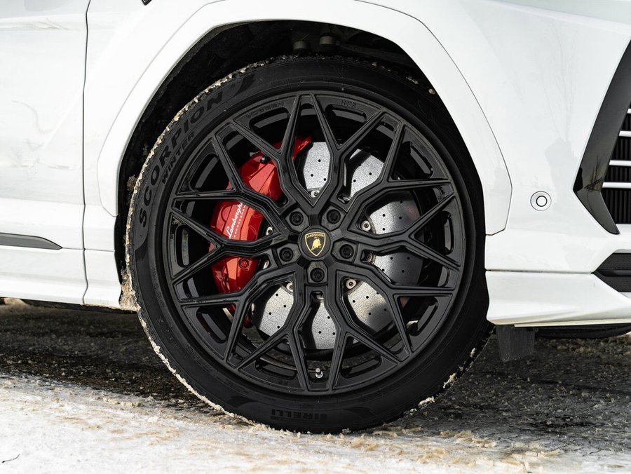 2021 Lamborghini Urus 2021 White