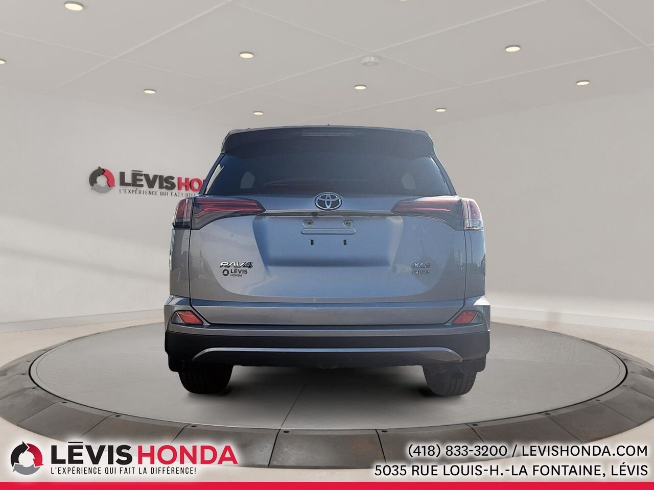 TOYOTA RAV4 Traction intégrale 4 portes XLE 2017 Blanc Lévis - photo #6