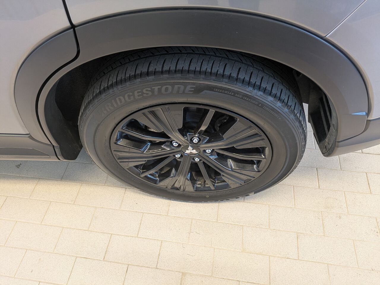 2020 Mitsubishi Eclipse Cross Grey Gatineau - photo #4