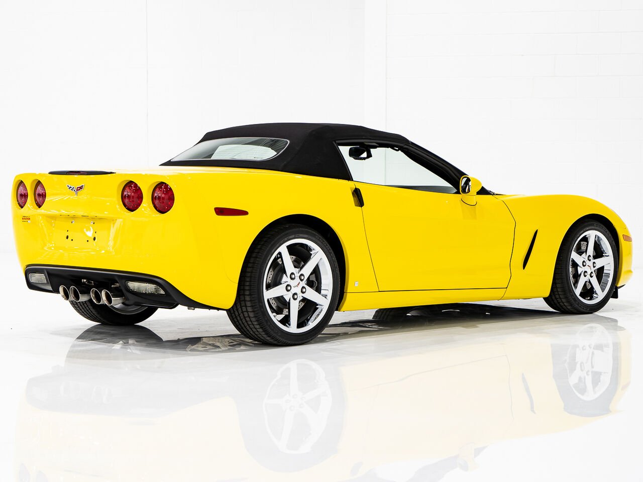 Chevrolet Corvette With only 900km (563mi) From new with window sticker 2008 Jaune Kirkland - photo #13