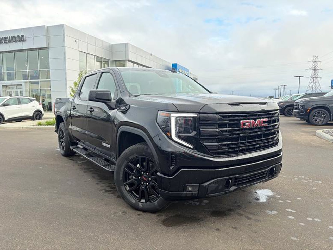 2024 GMC Sierra 1500 4WD Crew Cab 147 Elevation Black Sherwood Park - photo #1