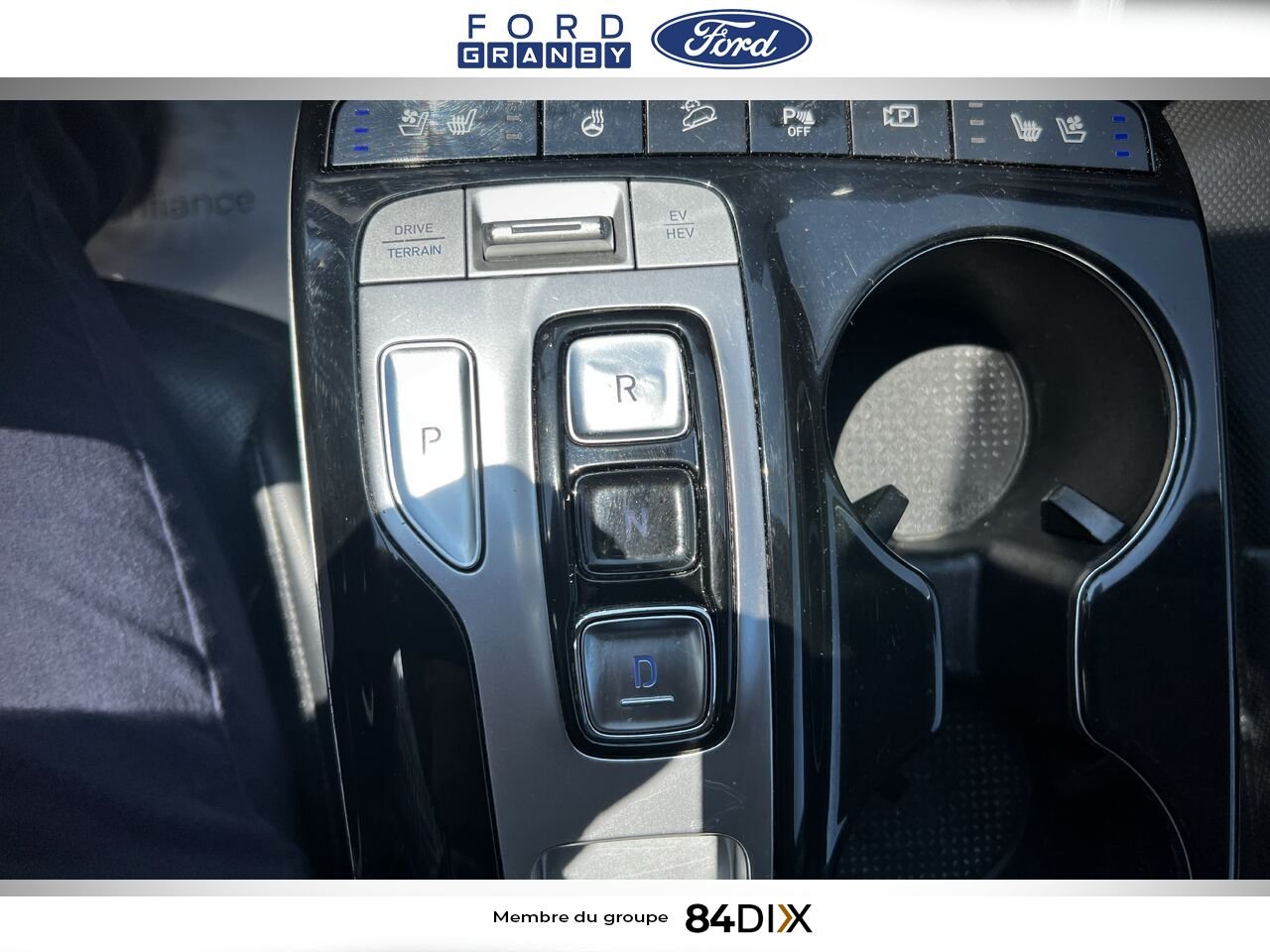 Hyundai Tucson hybride rechargeable 2022 Gris Granby - photo #17