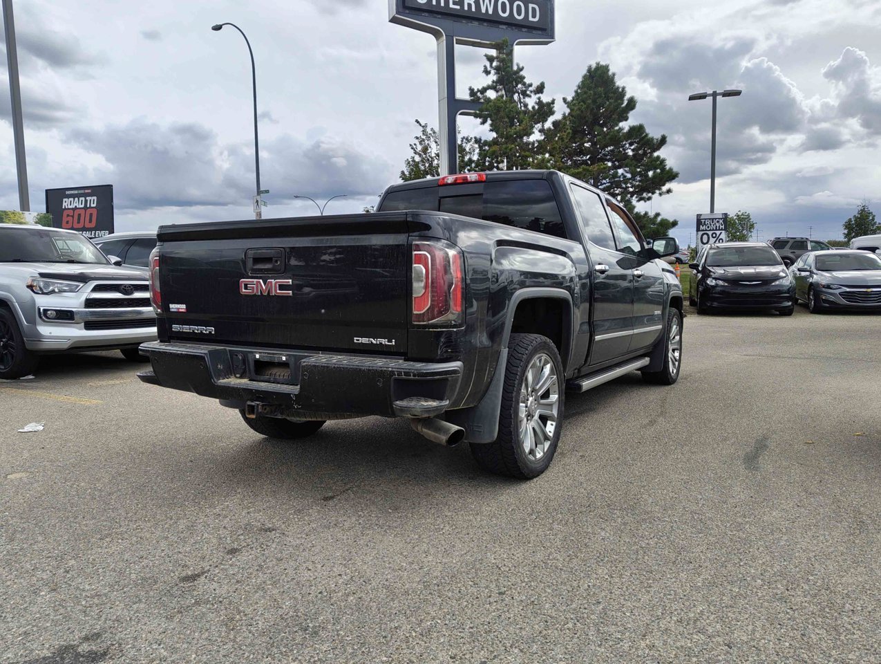 2017 GMC Sierra 1500 4WD Crew Cab 143.5 Denali Black Sherwood Park - photo #5
