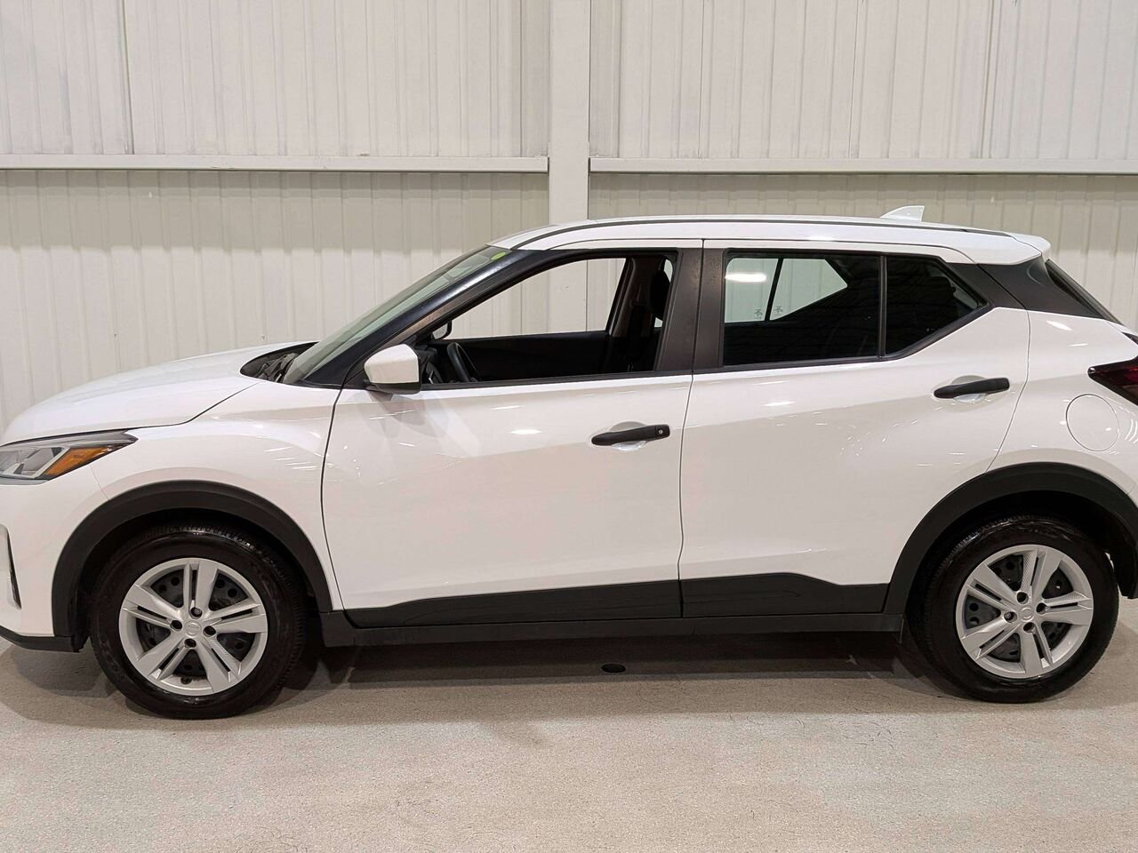 Nissan Kicks S FWD 2024 Blanc Val-David - photo #4