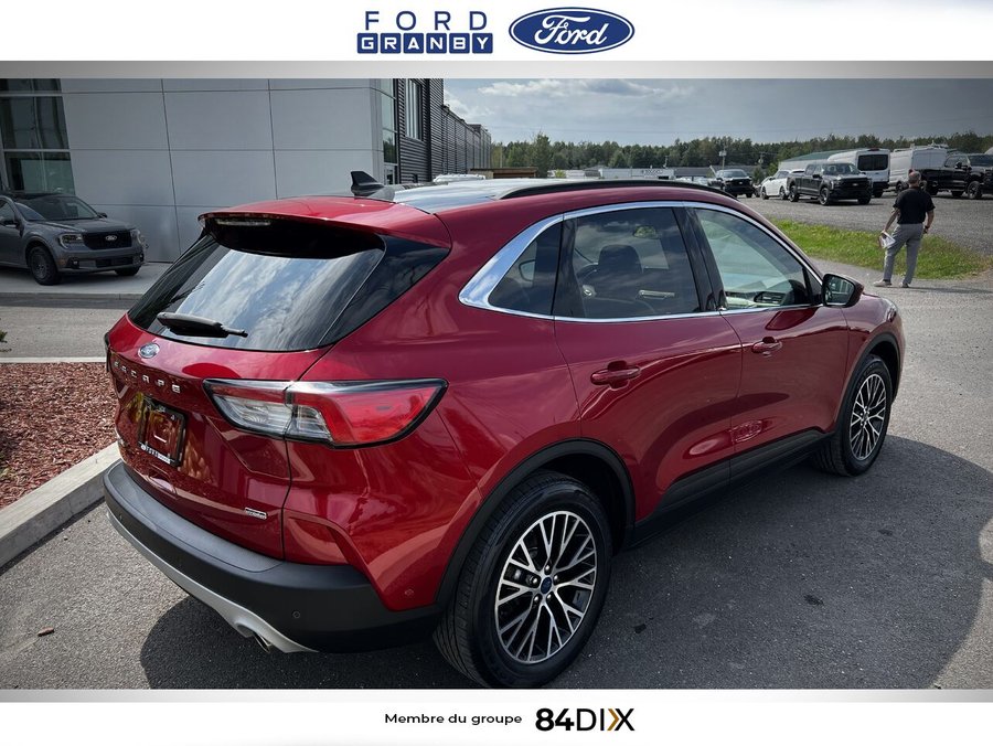 2021 Ford Escape Red