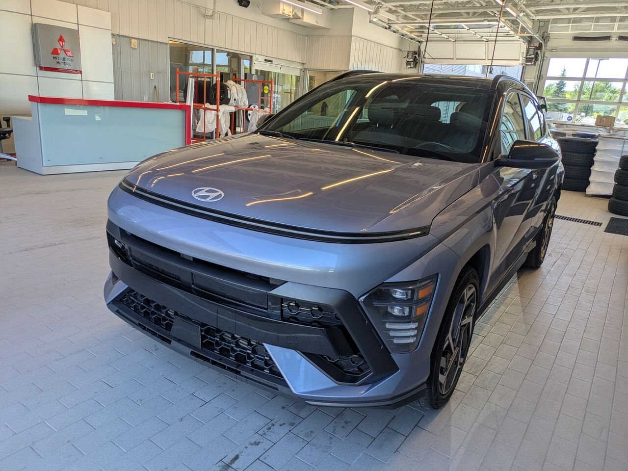 2024 Hyundai Kona Grey Gatineau - photo #1