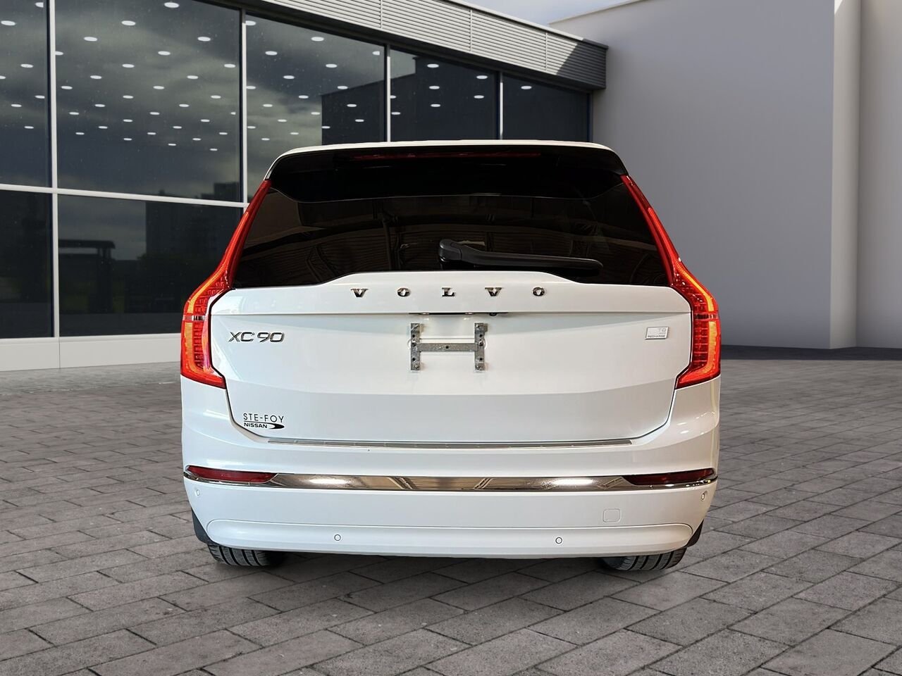 2024 Volvo XC90 Recharge PLUS BRIGHT THEME White Québec - photo #2
