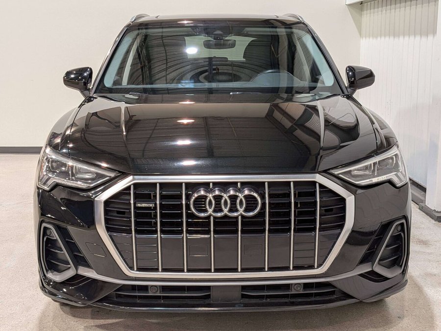 2021 Audi Q3 Progressiv 45 TFSI quattro Black