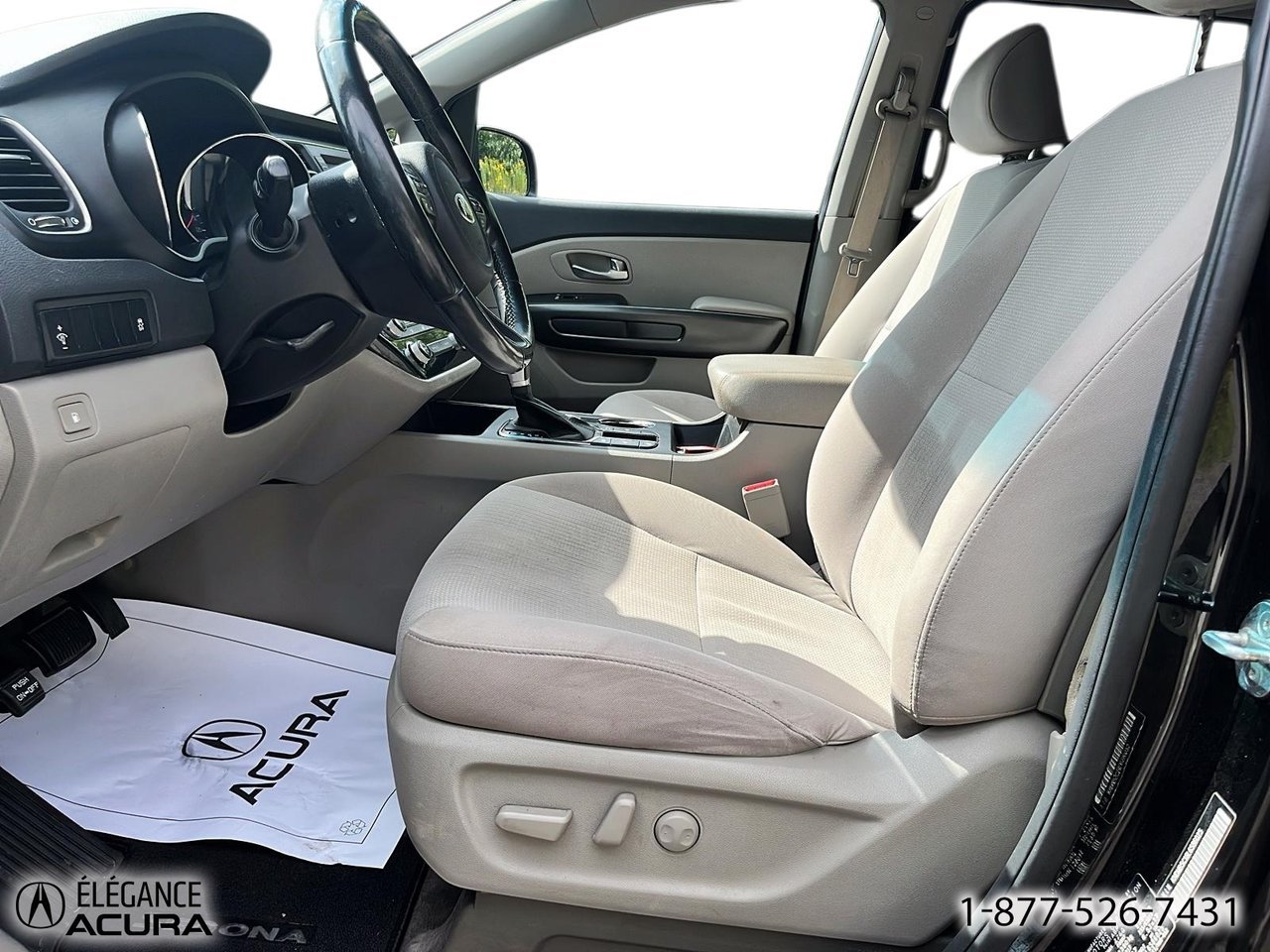 2020 Kia Sedona LX | A8919A Black Granby - photo #10