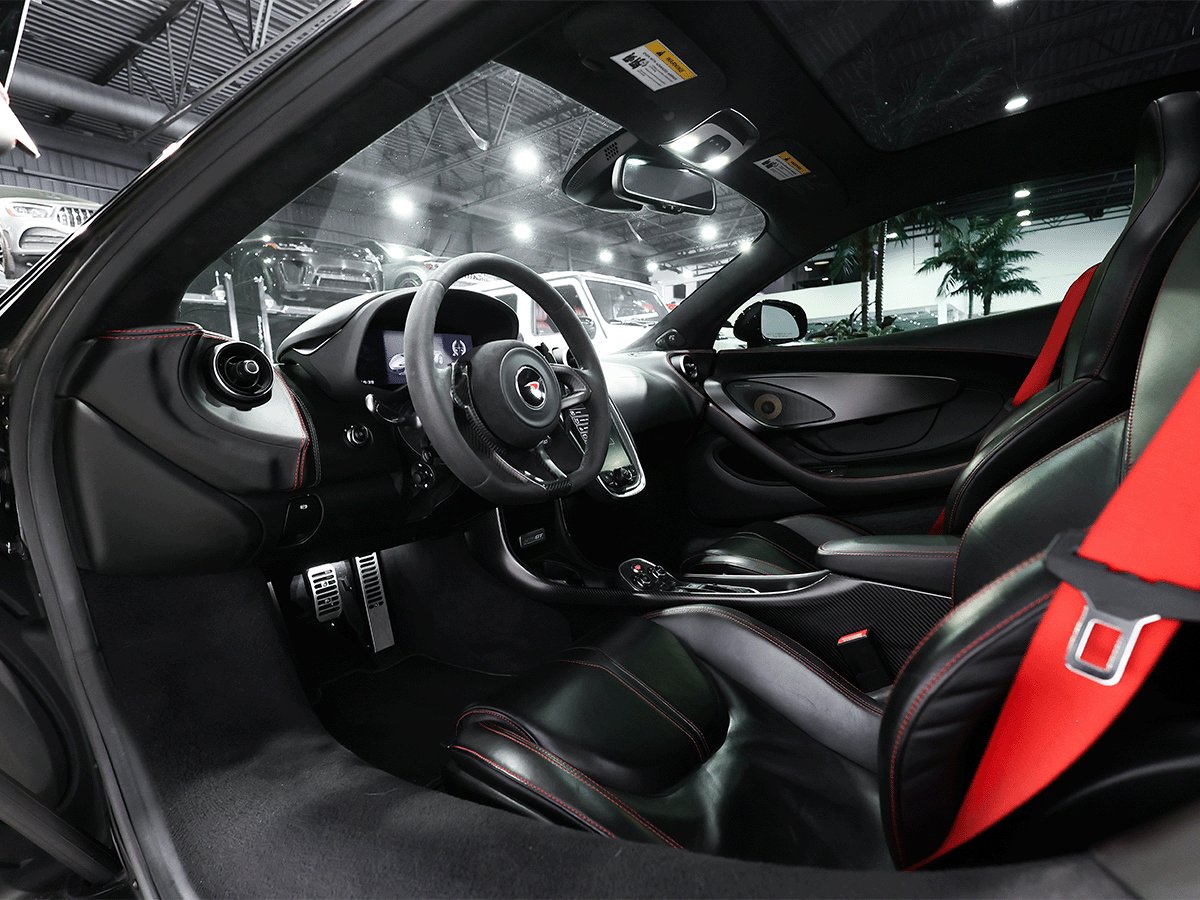 2018 McLaren 570GT Black Saint-Eustache - photo #15